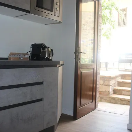 Apartment Via Cesia *